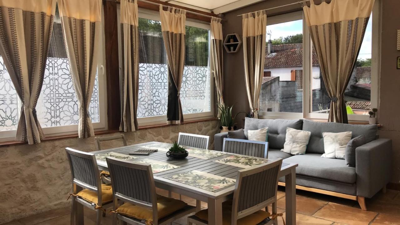 Maison D Helene Villy  ภายนอก รูปภาพ