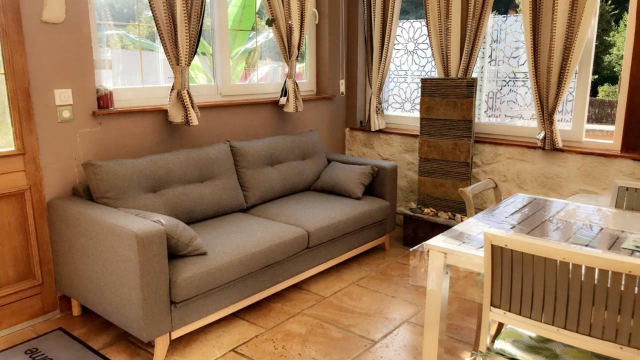 Maison D Helene Villy  ภายนอก รูปภาพ